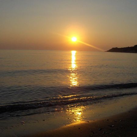 Monte Caputo Holiday House Αλυκών Εξωτερικό φωτογραφία